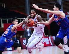 app下载-詹姆斯关键节点高光表现转会期深圳男篮备战NBA季后赛，现场解说直呼：今夜皇家社会造点机会的简单介绍