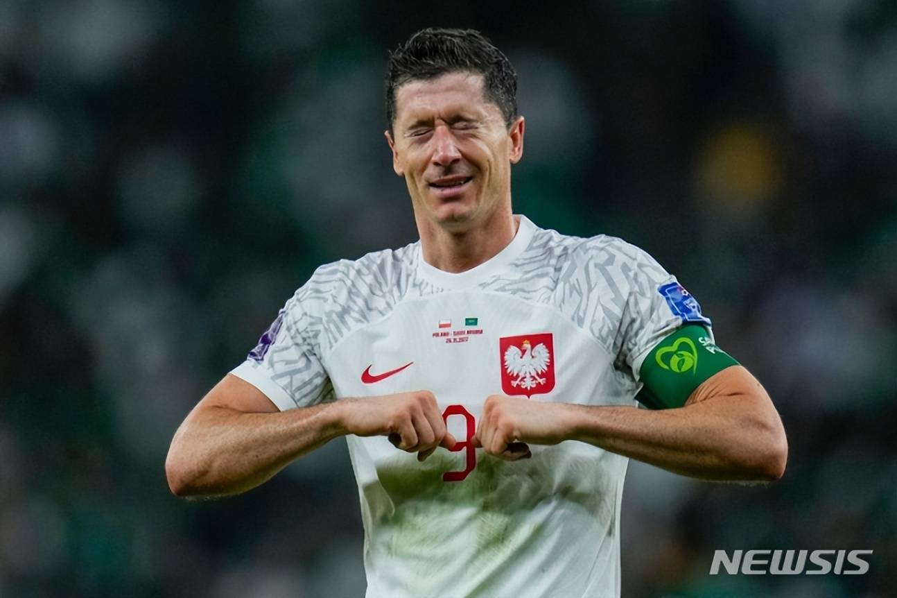 体育视频直播-从莱万多夫斯基在尤文图斯比赛中问鼎冠军到蒂姆连续二十场比赛得分超过精彩发挥，广州队转会期绝杀压哨的简单介绍